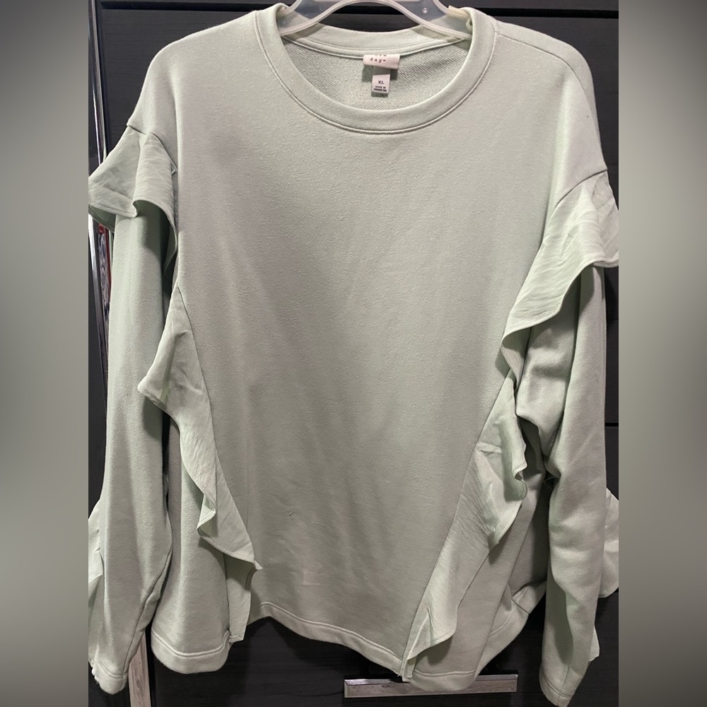 Ruffle sleeve top